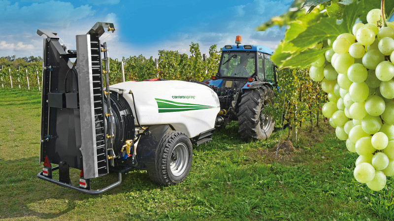 Qwector in campo atomizzatori per vigneti